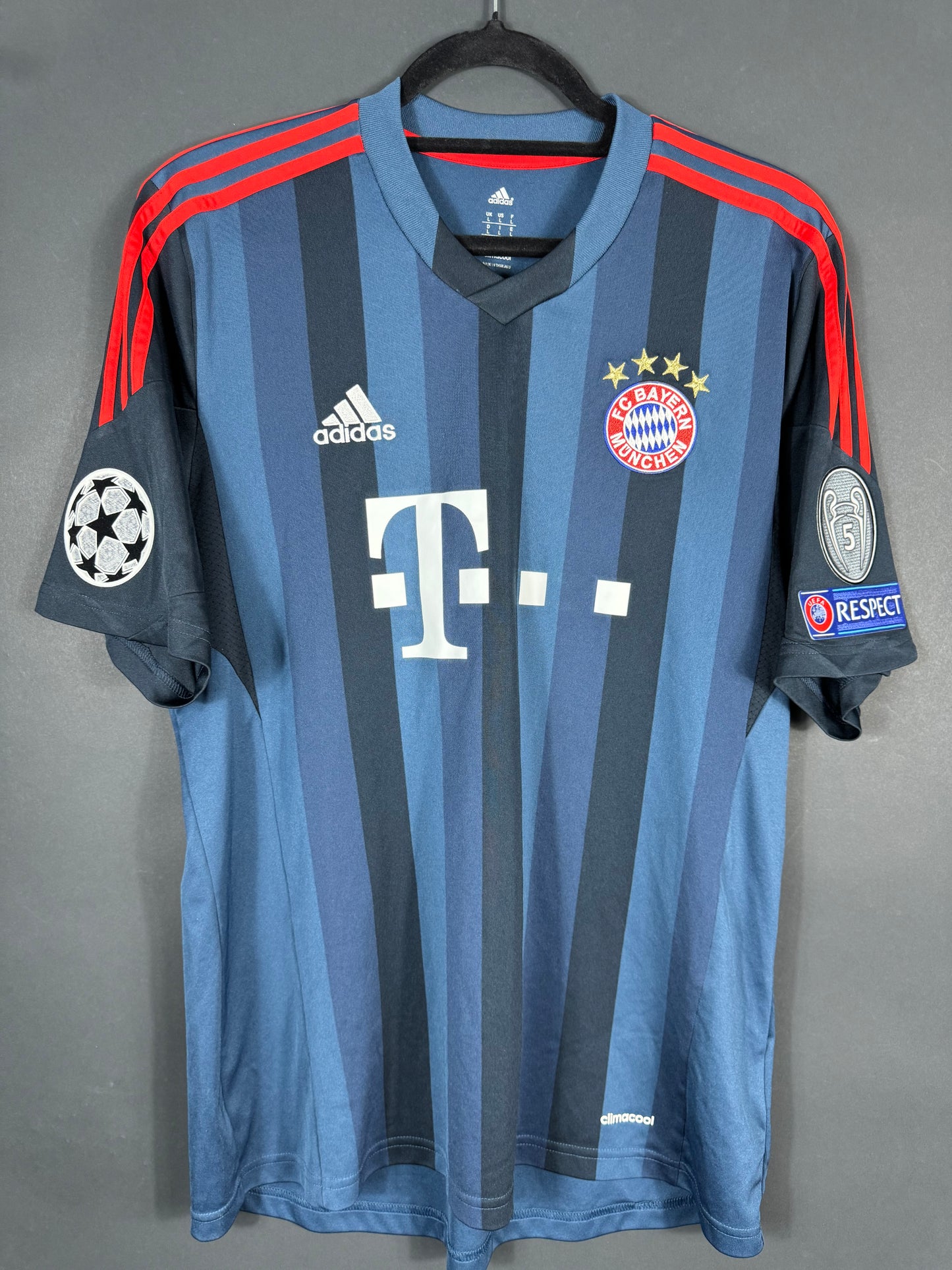 FC Bayern München Auswärts 13/14 L #21 Lahm