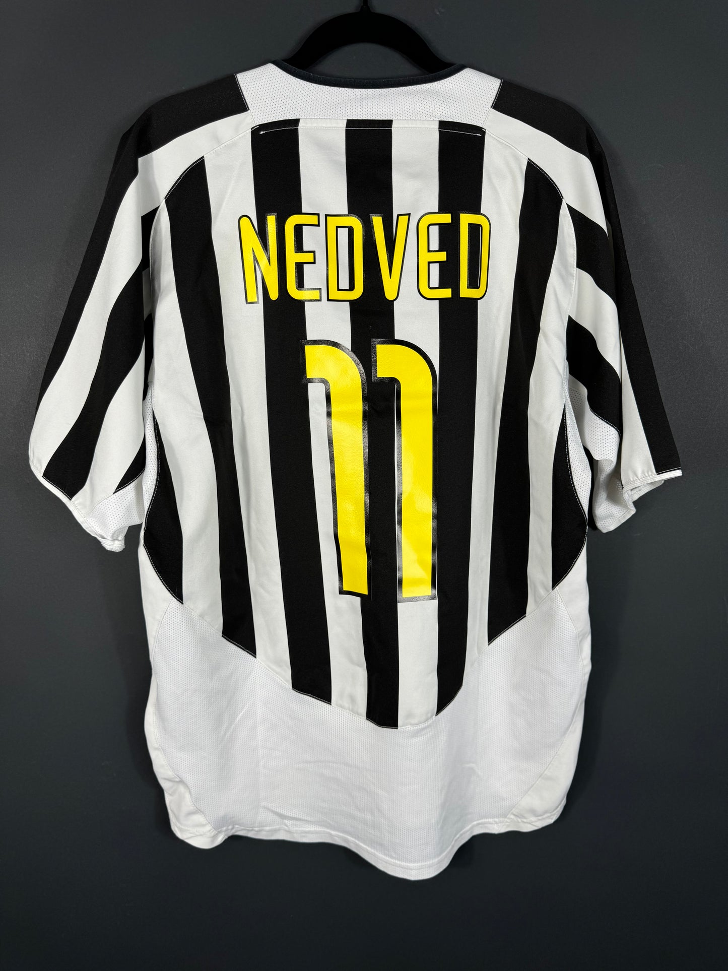 Juventus Heim 03/04 M #11 Nedved