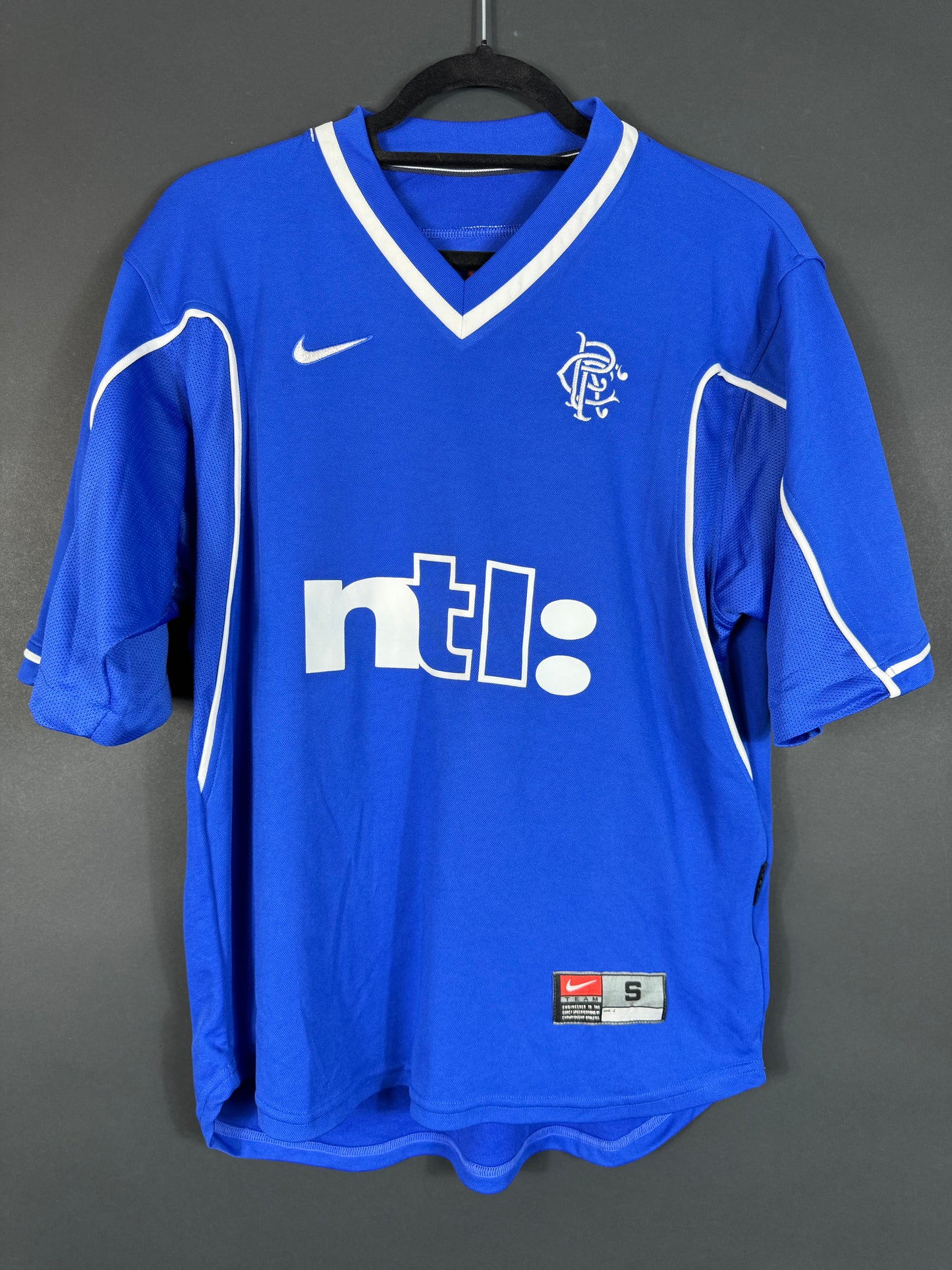 Glasgow Rangers Heim 99-01 S #9 Mols